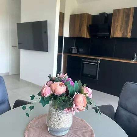 Apartamento Mit Garten Naehe Legoland Leipheim